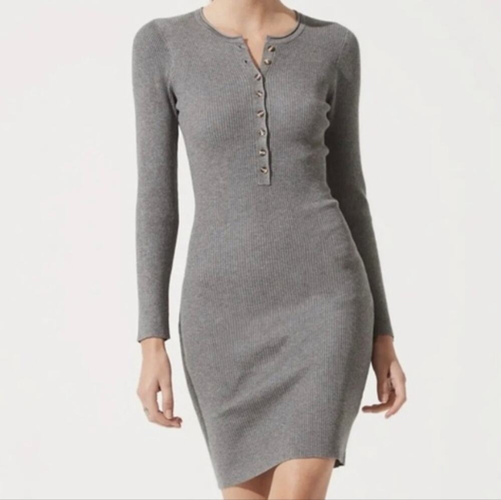 ASTR Ribbed Long Sleeve Bodycon Dress Button Crew Heather Gray
